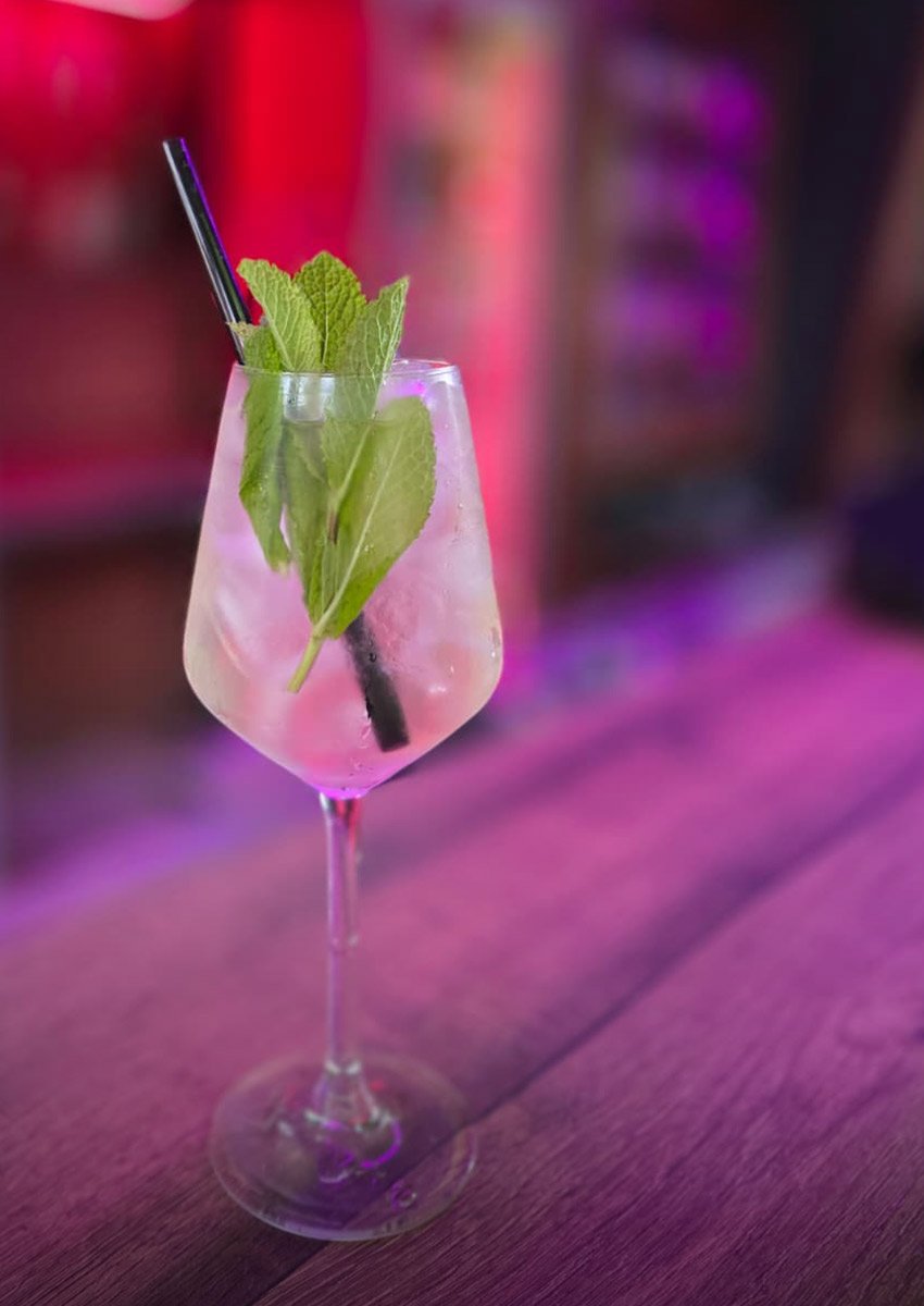Hroznový Spritz